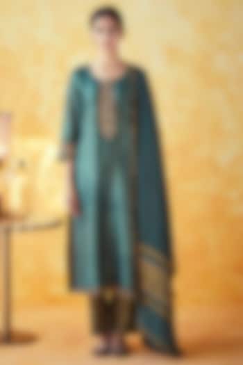 Emerald Green Hand Embroidered & Printed Kurta Set by Shrutkirti at Pernia's Pop Up Shop