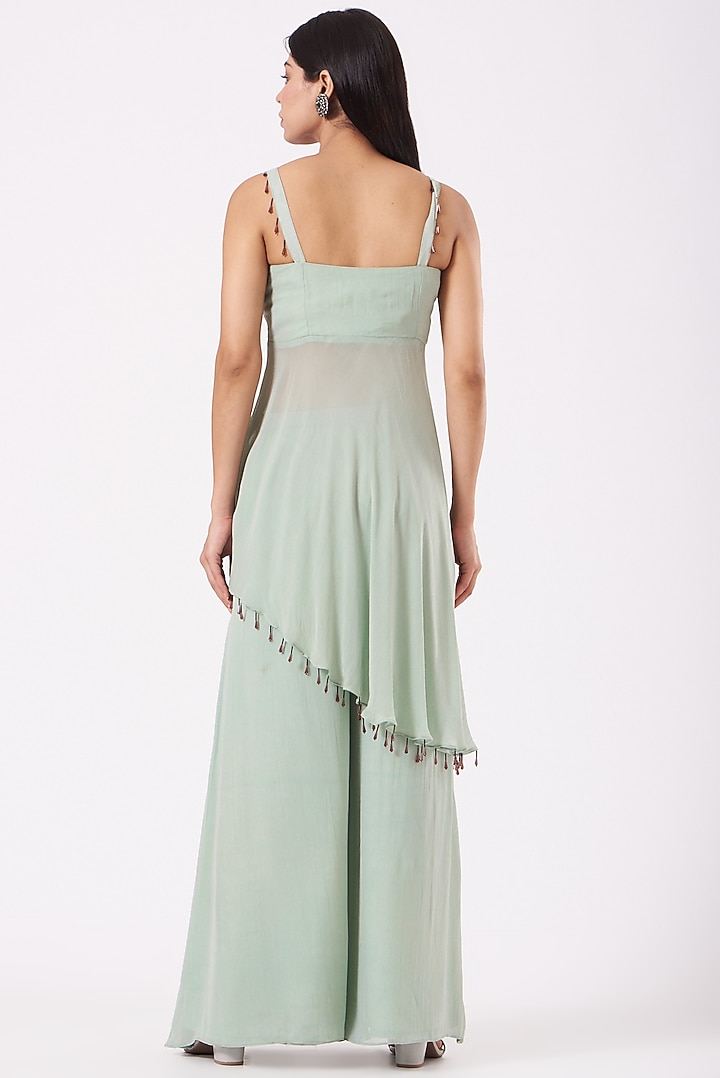 Pista Green Hand Embroidered Kurta Set by Shruti Goyal at Pernia's Pop Up Shop