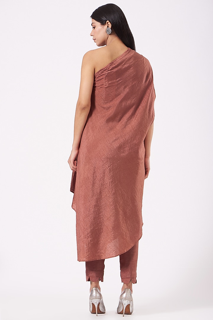 Nude Brown Raw Silk Kaftan Set by Shruti Goyal at Pernia's Pop Up Shop