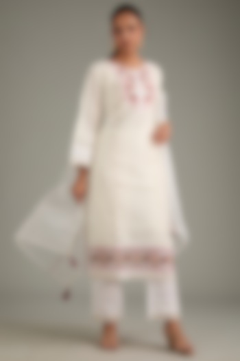 White Cotton Thread Embroidered Kurta Set by Shruti Goyal