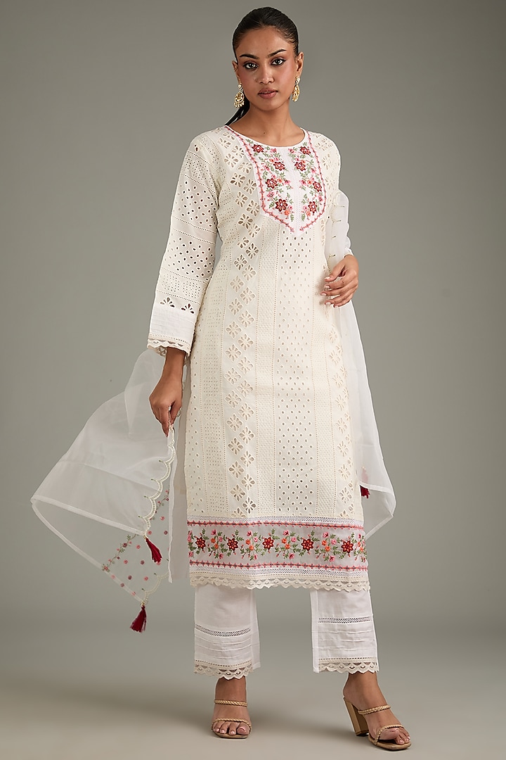 White Cotton Thread Embroidered Kurta Set by Shruti Goyal