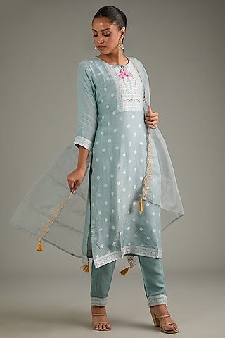 Blue Grey Silk Aari Hand Embroidered Kurta Set by Shruti Goyal