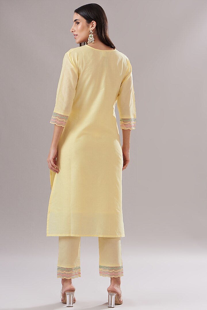 Yellow Cotton Embroidered Kurta Set by Shruti Goyal at Pernia's Pop Up Shop