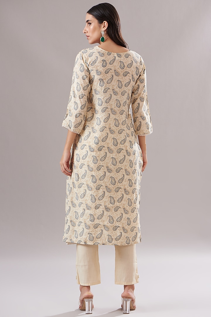 Cream Muslin Printed & Embroidered Anarkali Set by Shruti Goyal at Pernia's Pop Up Shop