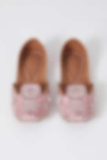 Blush Pink Embroidered Juttis by Show Shaa