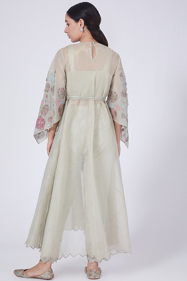 Mint Green Floral Embroidered Kurta Set by Show Shaa at Pernia's Pop Up Shop