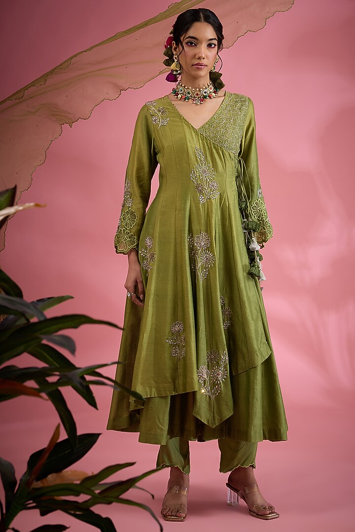 Green Chanderi Sequins & Floral Hand Embroidered Angrakha Kurta Set by Show Shaa at Pernia's Pop Up Shop