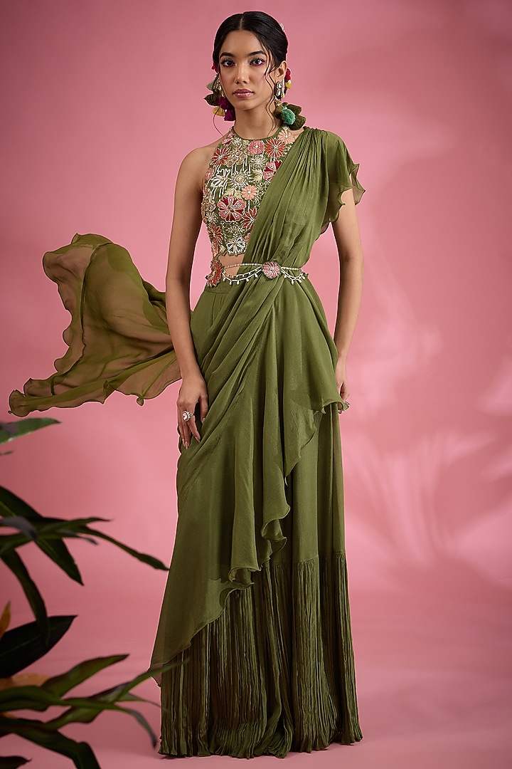 Green Chiffon Cutdana & Resham Embroidered Pre-Draped Wedding Saree Set by Show Shaa at Pernia's Pop Up Shop