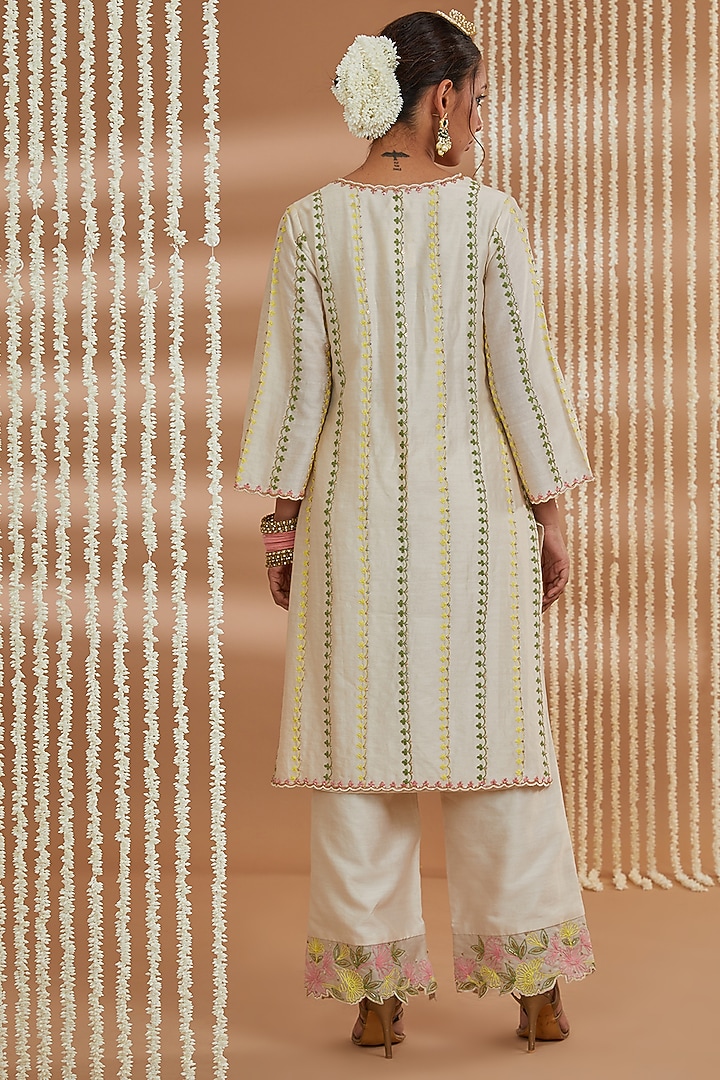 Ivory Chanderi Resham Embroidered Kurta Set by Show Shaa at Pernia's Pop Up Shop