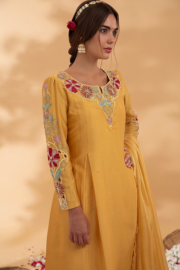 Golden Yellow Chanderi Applique Hand Embroidered A-Line Kurta Set by Show Shaa at Pernia's Pop Up Shop
