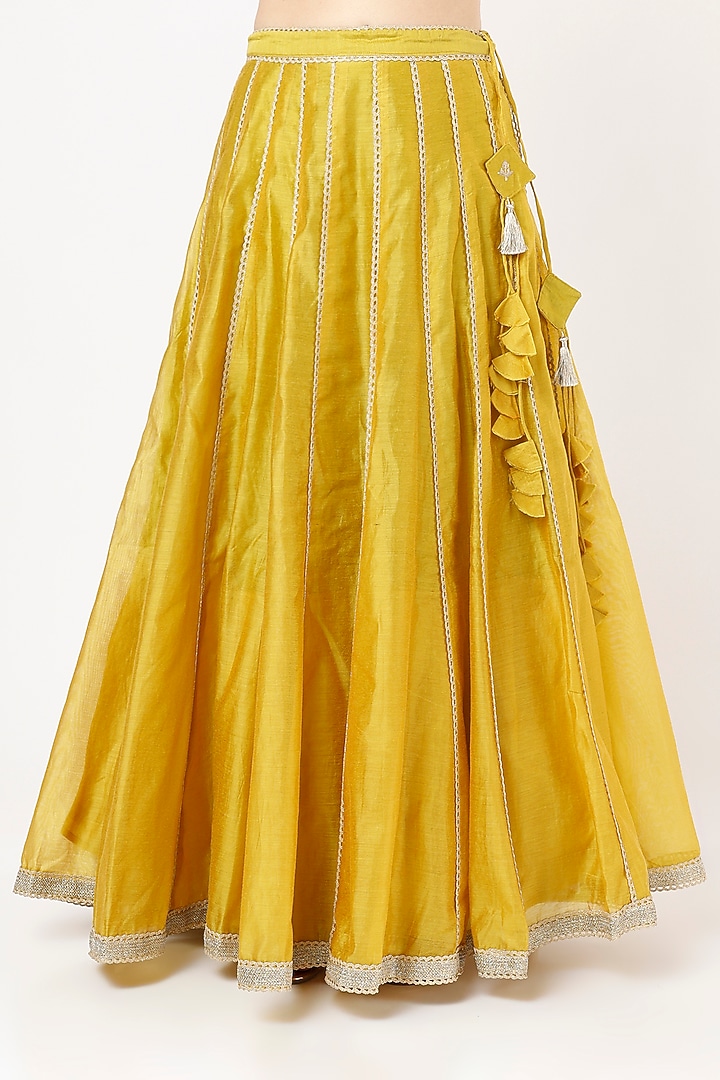 Olive Aari Embroidered Lehenga Set by Sheela Suthar at Pernia's Pop Up Shop