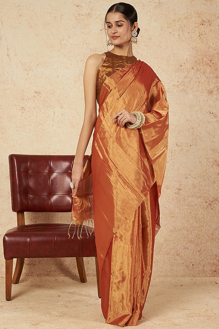 Red Gold Handloom Zari Party Wear Saree by Sheela Suthar at Pernia's Pop Up Shop