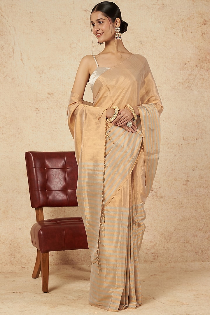 Light Gold & Striped Light Gold Handloom Zari Saree by Sheela Suthar at Pernia's Pop Up Shop