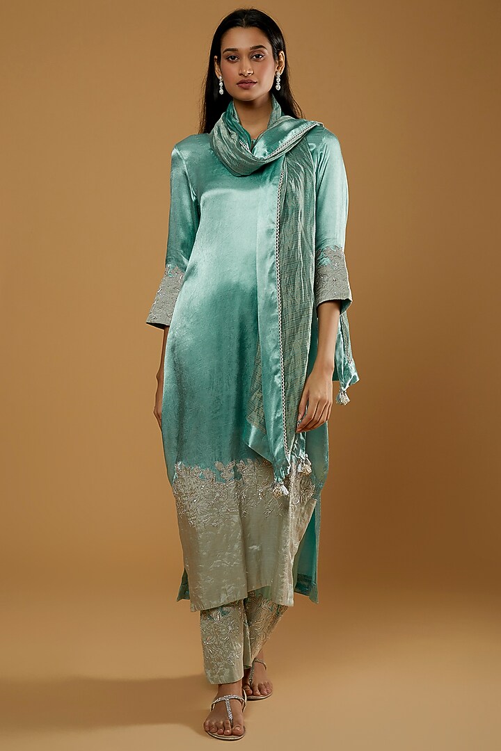 Mint & Silver Embroidered Kurta Set by Sheela Suthar at Pernia's Pop Up Shop