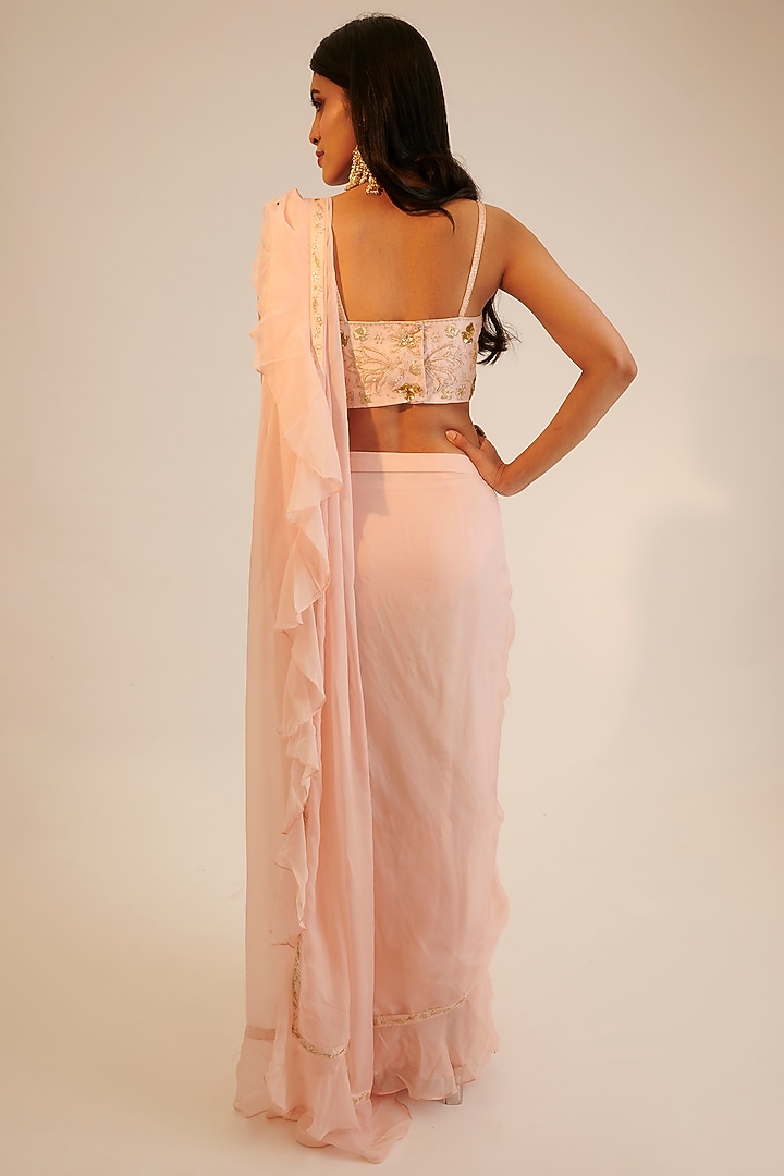 Peach Organza Embroidered Pre-Draped Wedding Saree Set by Sheela Suthar at Pernia's Pop Up Shop