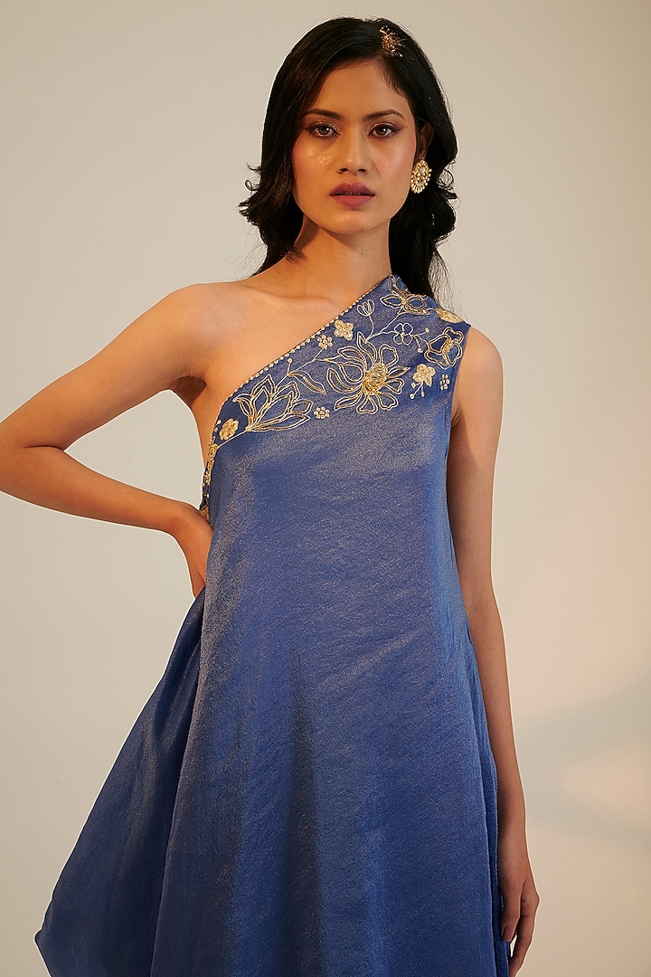 Electric Blue Tissue Georgette Embroidered Tunic by Sheela Suthar at Pernia's Pop Up Shop