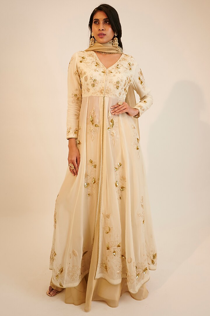 Ivory Organza Embroidered Bridal Anarkali Set by Sheela Suthar at Pernia's Pop Up Shop