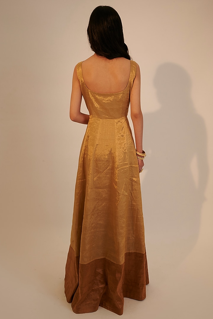 Gold Zari Tissue Wedding Anarkali Set by Sheela Suthar at Pernia's Pop Up Shop