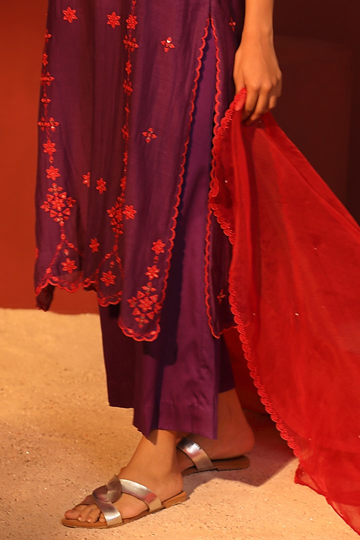 Purple Mul Chanderi Hand Embroidered A-Line Kurta Set by Shetab Kazmi at Pernia's Pop Up Shop
