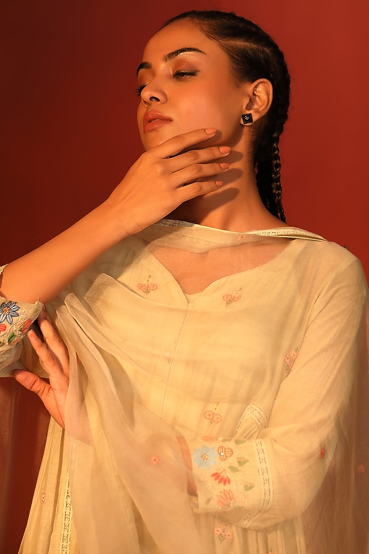 Mint Green Mul Chanderi Hand Embroidered Tunic Set by Shetab Kazmi at Pernia's Pop Up Shop