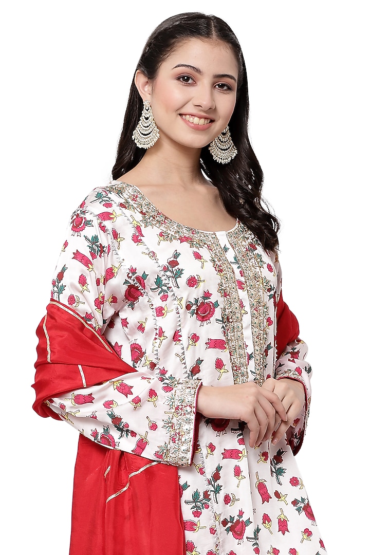 White Printed Kurta Set by Shetab Kazmi at Pernia's Pop Up Shop