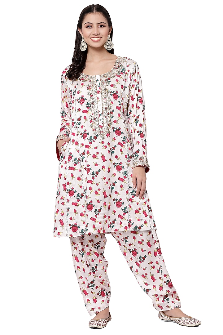 White Printed Kurta Set by Shetab Kazmi at Pernia's Pop Up Shop