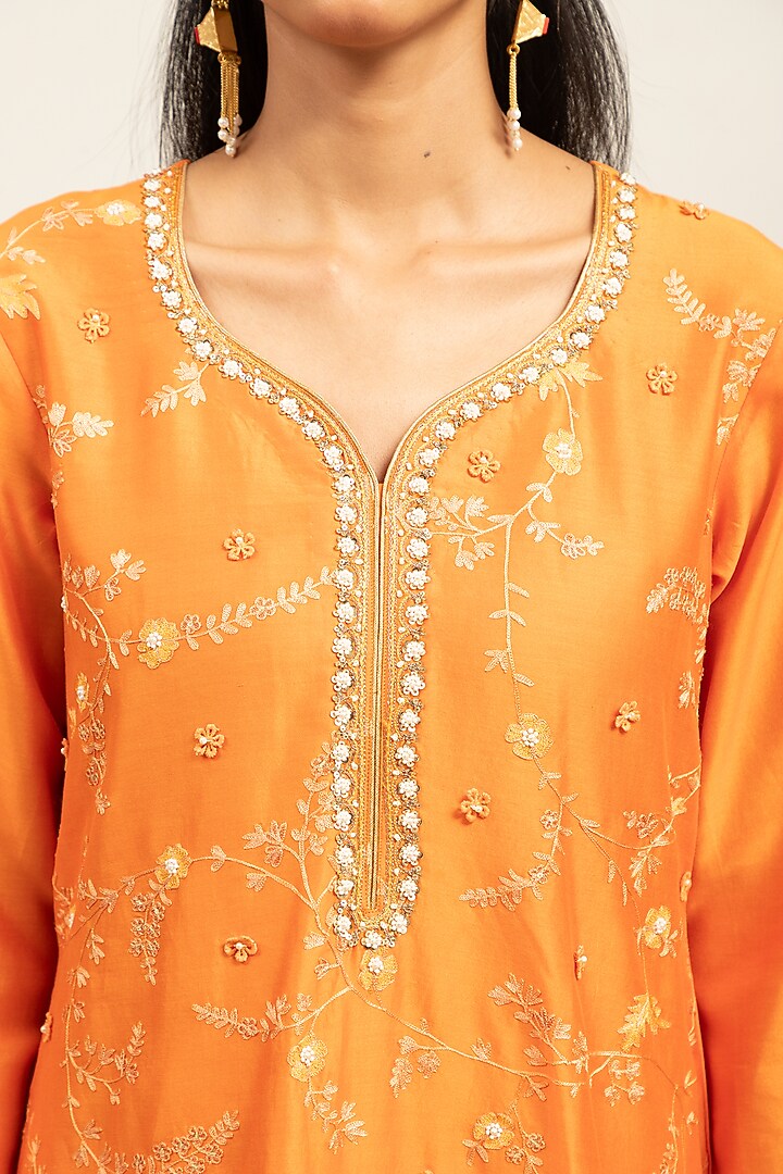 Orange Pure Chanderi Machine & Hand Embroidered Kurta Set by Shetab Kazmi at Pernia's Pop Up Shop