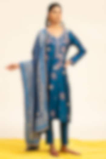 Royal Blue Pure Chanderi Machine & Hand Embroidered Kurta Set by Shetab Kazmi