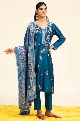 Royal Blue Pure Chanderi Machine & Hand Embroidered Kurta Set by Shetab Kazmi