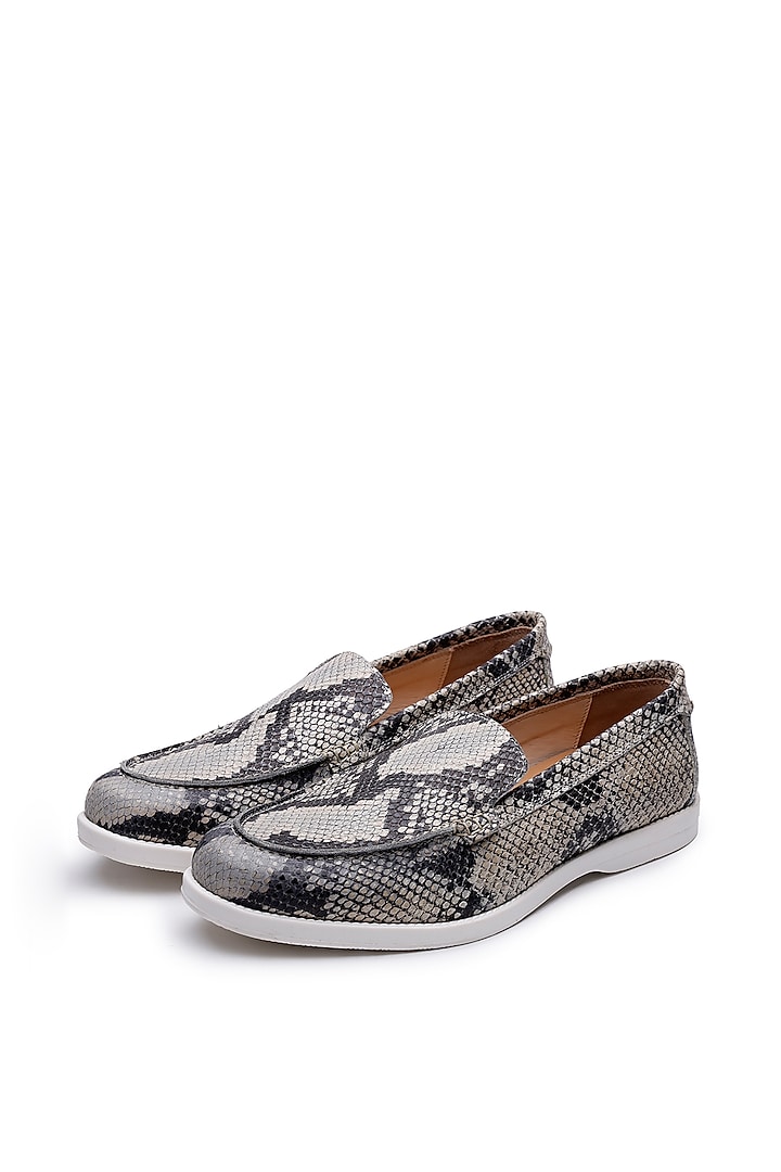 Black & Grey Leather Embossed Printed Slip-On Loafers by SHUTIQ