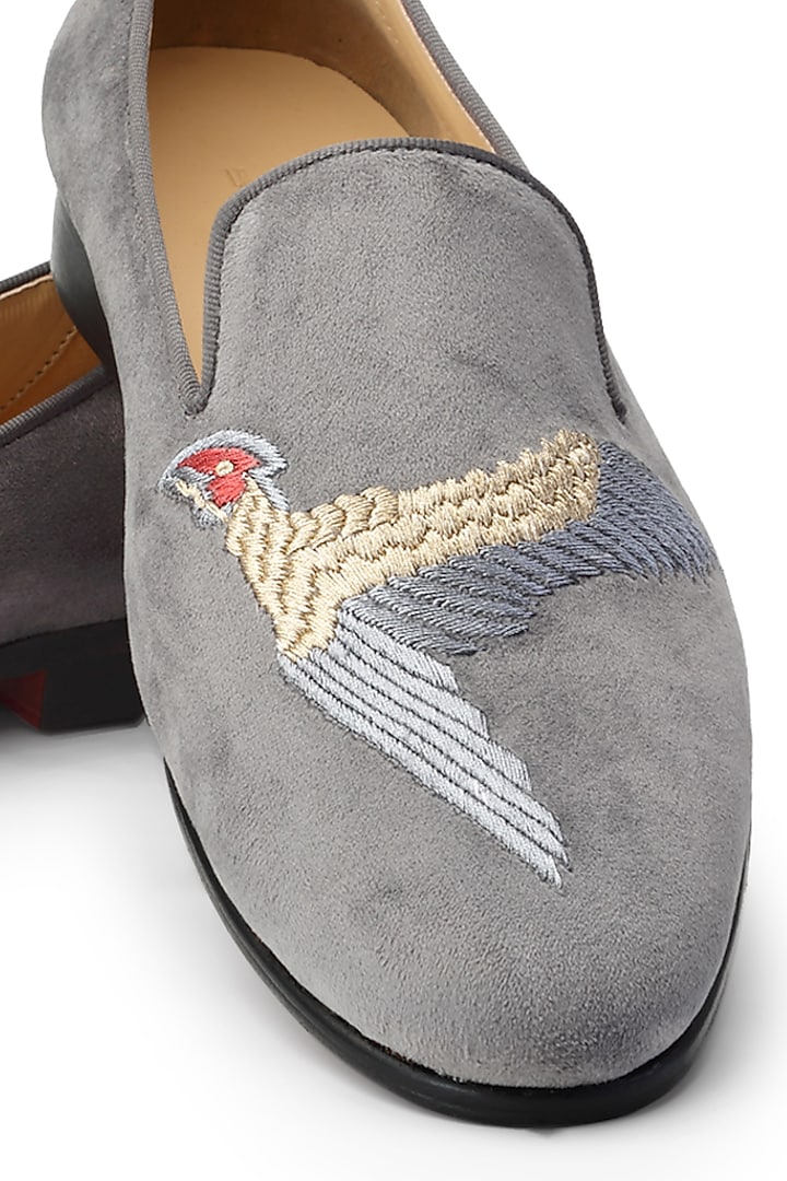 Grey Velvet Hand Embroidered Slip-On Shoes by SHUTIQ at Pernia's Pop Up Shop