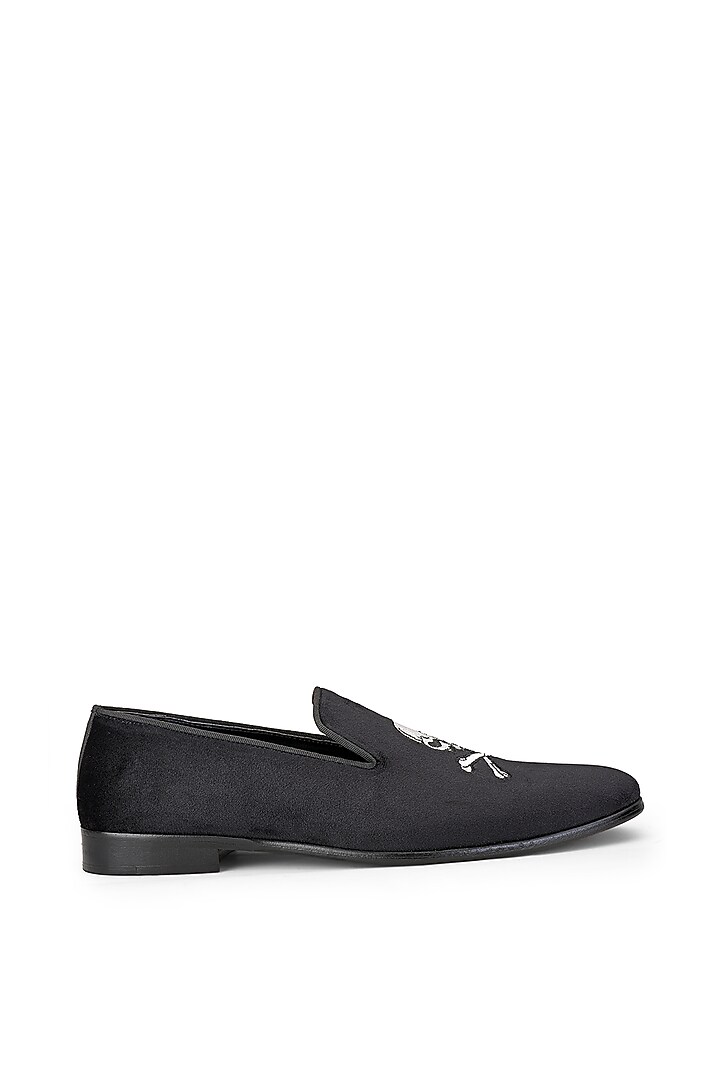 Black Velvet Hand Embroidered Slip-On Shoes by SHUTIQ at Pernia's Pop Up Shop