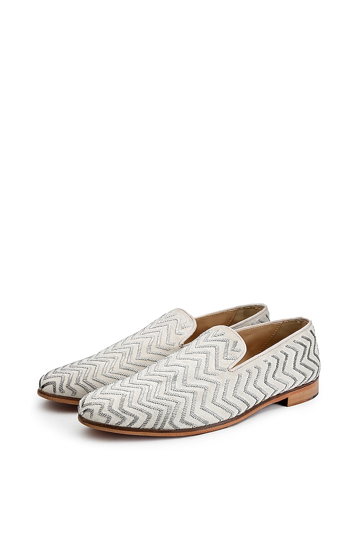 Ivory Velvet Hand Embroidered Slip-On Shoes by SHUTIQ at Pernia's Pop Up Shop