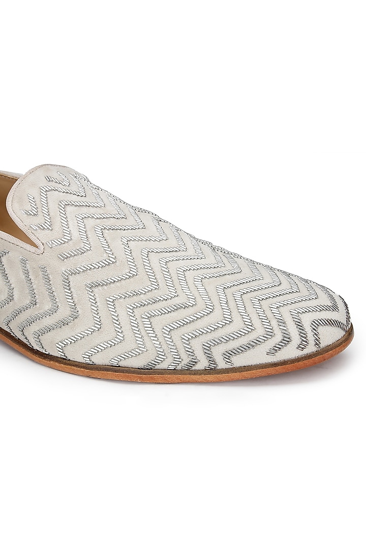 Ivory Velvet Hand Embroidered Slip-On Shoes by SHUTIQ at Pernia's Pop Up Shop
