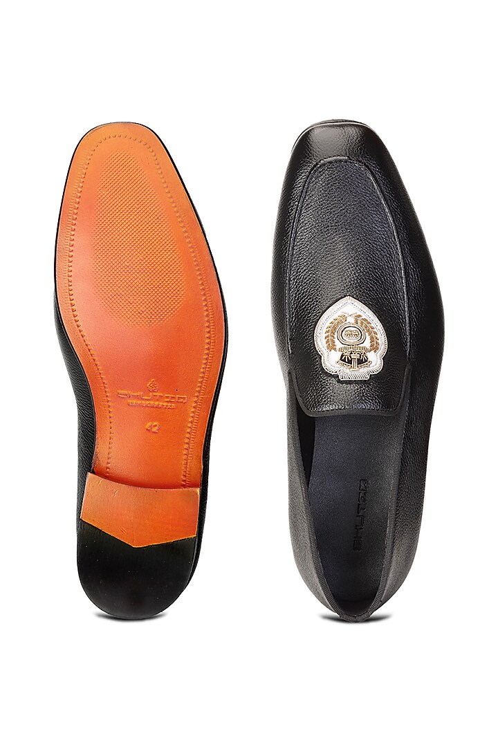 Black Leather Hand Embroidered Slip-On Shoes by SHUTIQ at Pernia's Pop Up Shop
