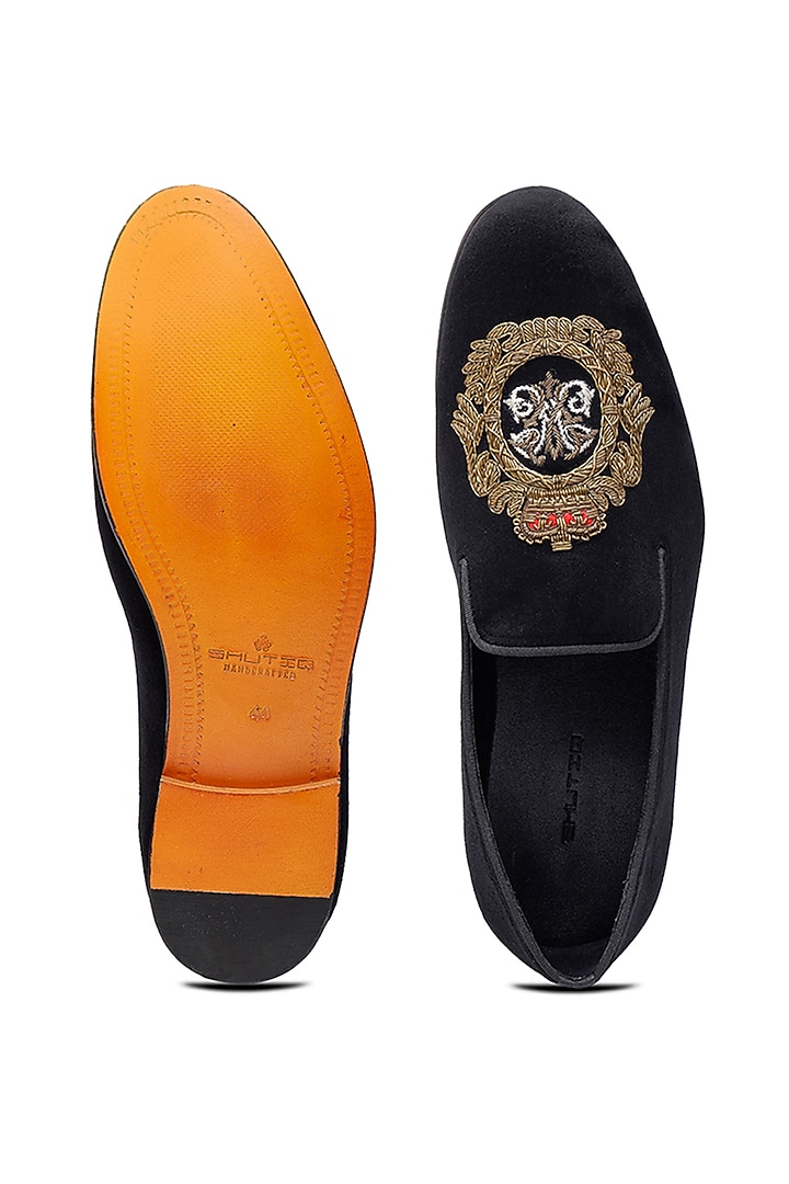 Black Velvet Hand Embroidered Slip-Ons Shoes by SHUTIQ at Pernia's Pop Up Shop