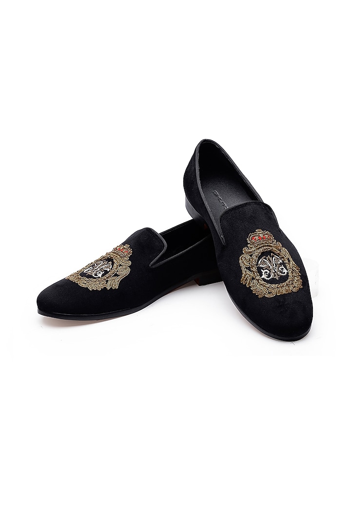 Black Velvet Hand Embroidered Slip-Ons Shoes by SHUTIQ at Pernia's Pop Up Shop