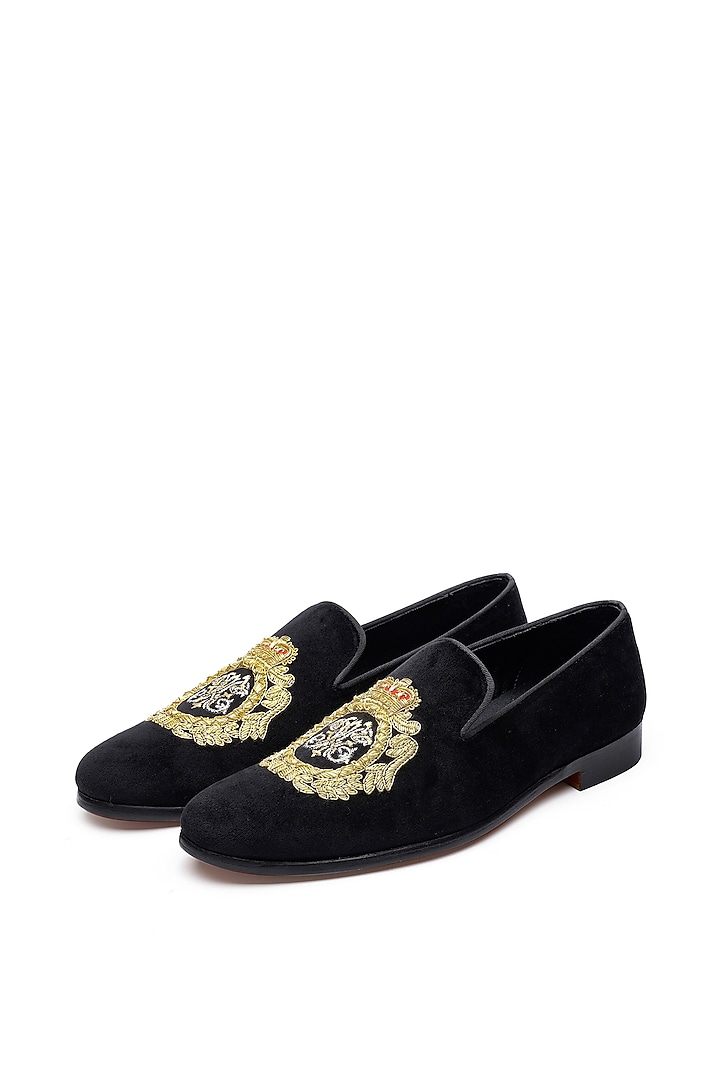 Black Velvet Hand Embroidered Slip-Ons Shoes by SHUTIQ at Pernia's Pop Up Shop