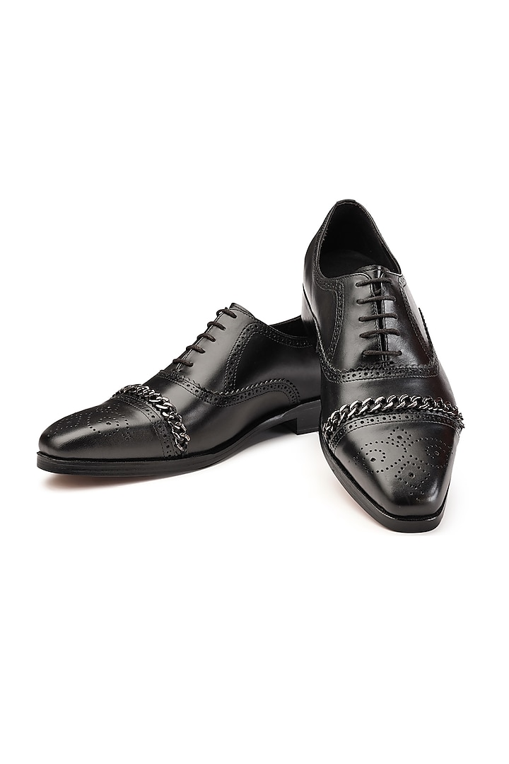 Black Leather Lace-Up Oxford Shoes by SHUTIQ