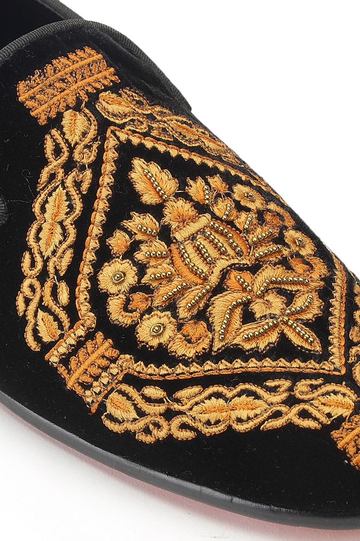 Black Velvet Embroidered Slip-On Shoes by SHUTIQ at Pernia's Pop Up Shop