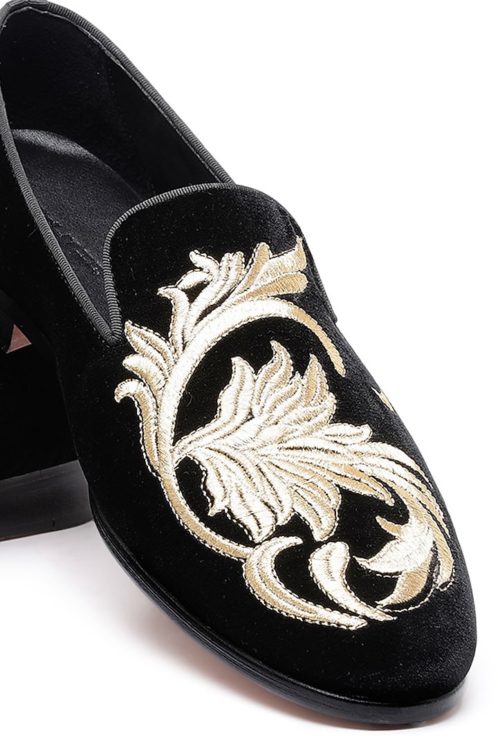 Black Velvet Embroidered Slip-On Shoes by SHUTIQ at Pernia's Pop Up Shop
