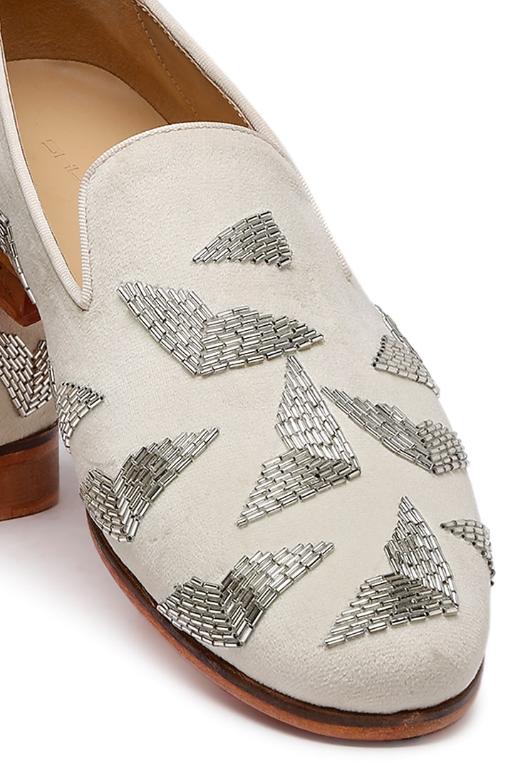 White Velvet Embroidered Slip-On Shoes by SHUTIQ at Pernia's Pop Up Shop