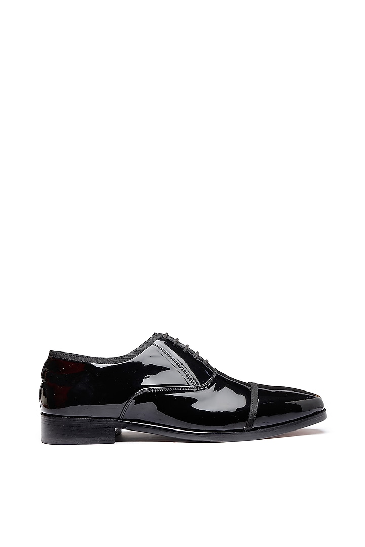 Black Patent Leather Lace-Up Shoes by SHUTIQ at Pernia's Pop Up Shop