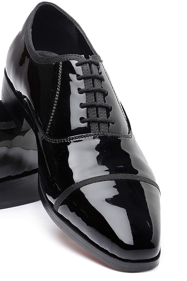 Black Patent Leather Lace-Up Shoes by SHUTIQ at Pernia's Pop Up Shop