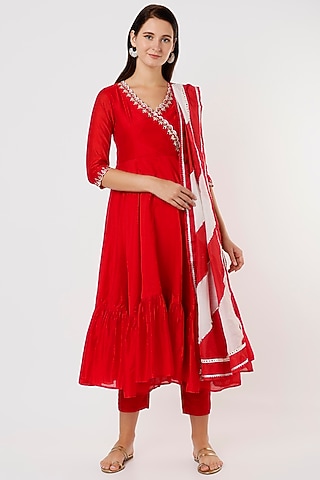 Red Embroidered Anarkali Set by Shree Tatvam