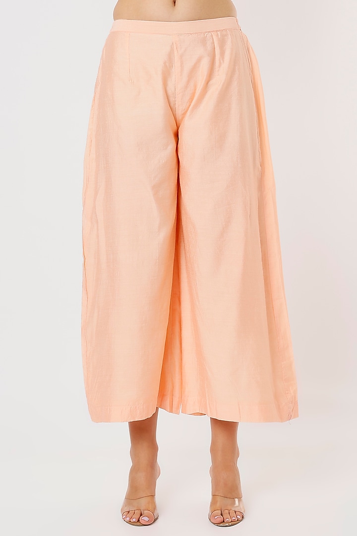 Peach Chanderi Kurta Set by Shree Tatvam at Pernia's Pop Up Shop