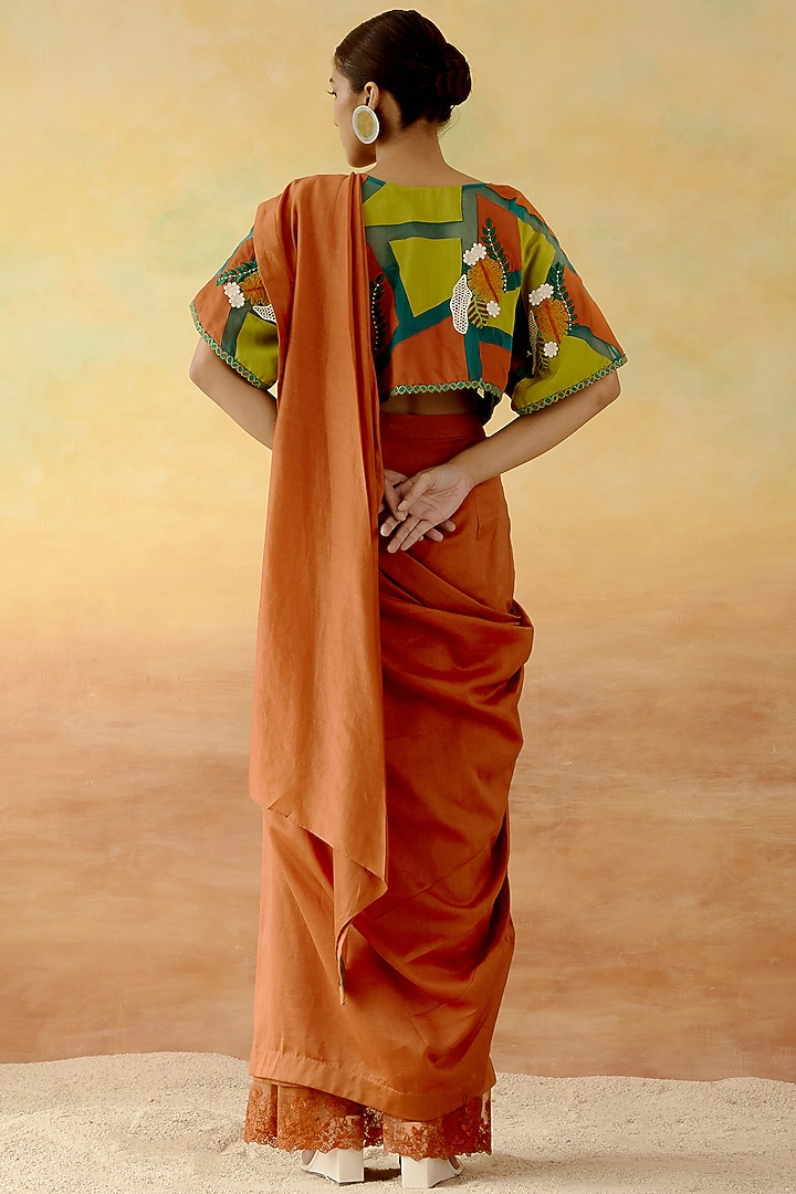 Sandstone Orange Satin Draped Party Wear Saree Set by Shweta Aggarwal at Pernia's Pop Up Shop