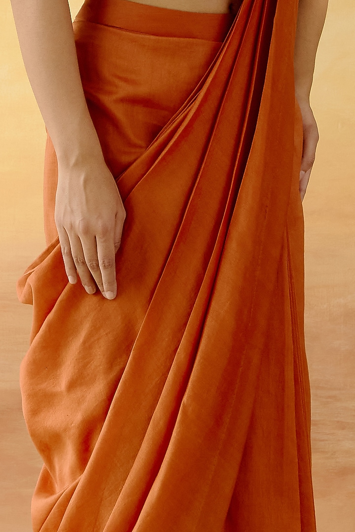 Sandstone Orange Satin Draped Party Wear Saree Set by Shweta Aggarwal at Pernia's Pop Up Shop