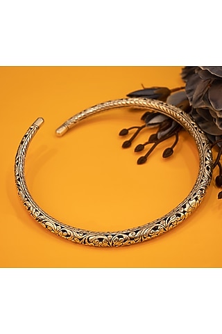 Silver Finish Handcrafted Necklace In Sterling Silver by Shyle