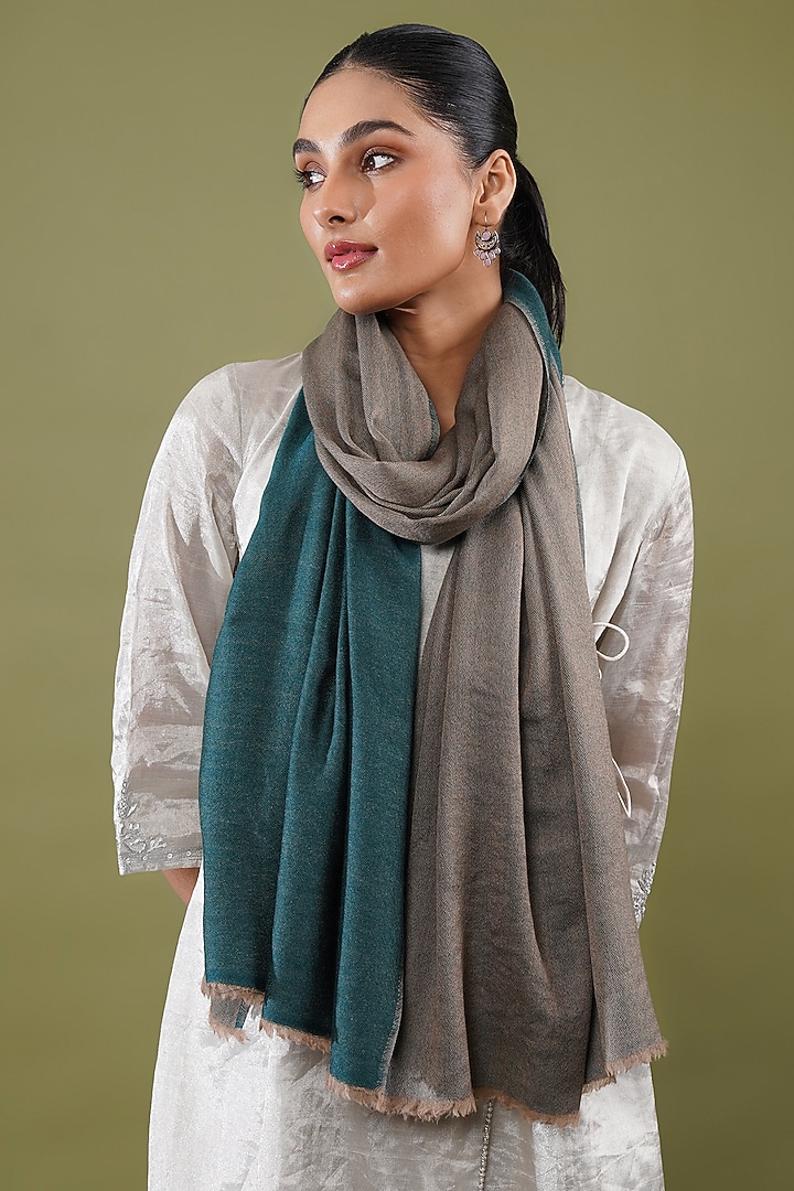 Green & Grey Wool Blend Reversible Stole by Shaza at Pernia's Pop Up Shop